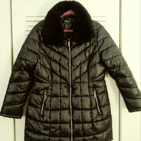 Puffer Coat - Picture 1 of 7
